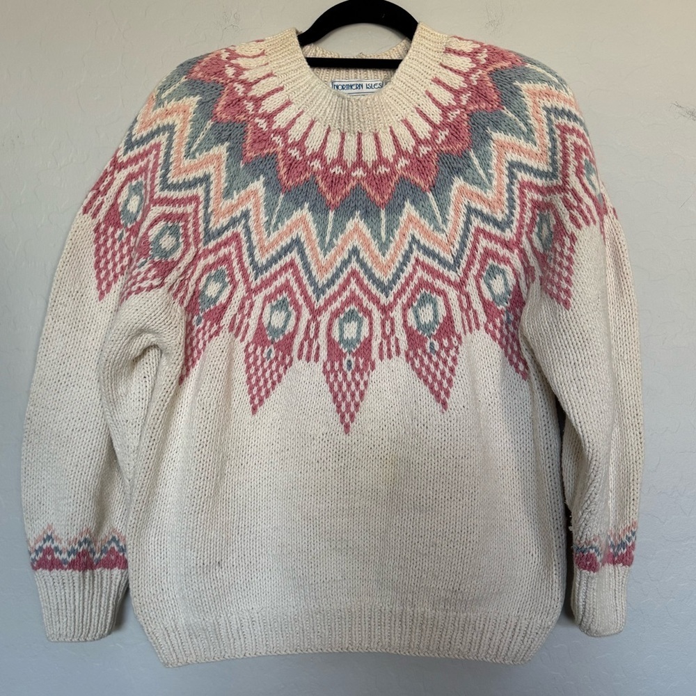 Vintage Northern Isles knitted by hand sweater size large